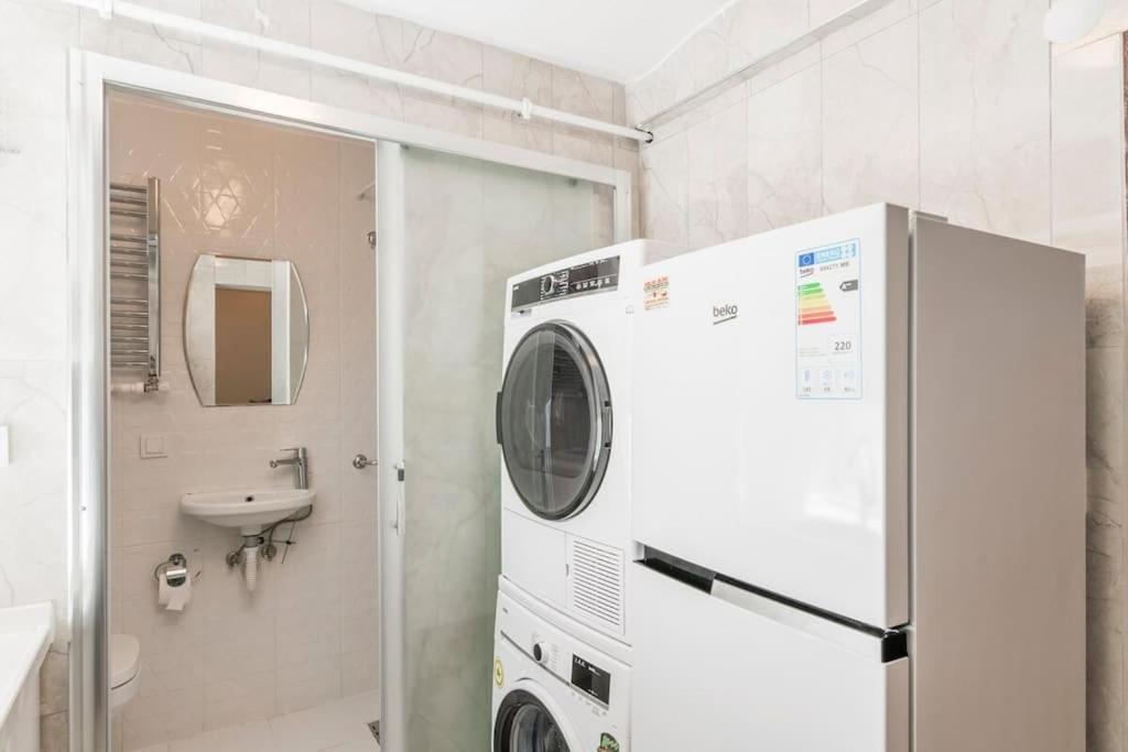 伊斯坦布尔Beautiful 2Br House W/Ac 400Meters Taksim Square公寓 外观 照片